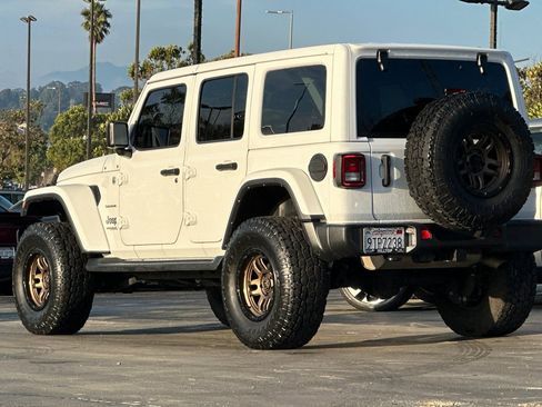 Used 2021 Jeep Wrangler Unlimited Sahara image 7