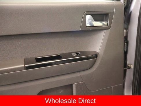 Used 2008 MAZDA Tribute i Sport image 22