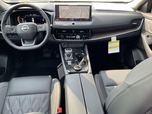 New 2026 Nissan Rogue Platinum w/ Platinum Premium Package AWD/4WD image 16