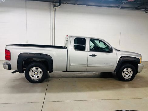 Used 2011 Chevrolet Silverado 1500 LT w/ All-Star Edition RWD image 10
