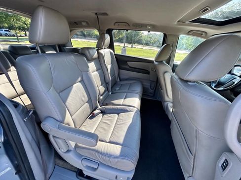 Used 2013 Honda Odyssey EX-L image 17