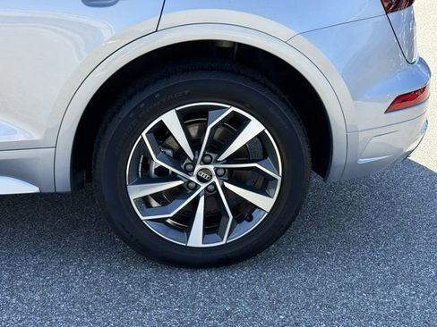 Certified 2023 Audi Q5 2.0T Premium w/ Convenience Package AWD/4WD image 10