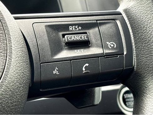 Certified 2024 Nissan Pathfinder S FWD image 15
