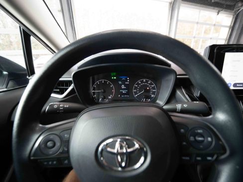 Used 2024 Toyota Corolla LE image 15