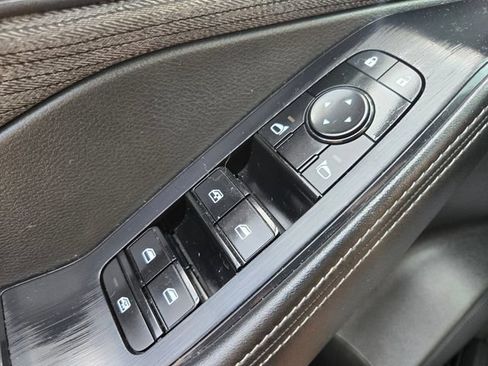 Used 2023 Nissan Rogue SV AWD/4WD image 37
