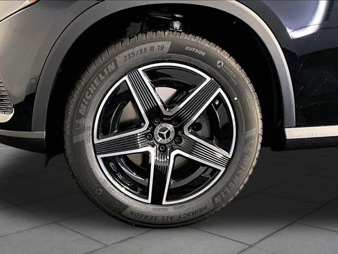 New 2026 Mercedes-Benz GLC 300 4MATIC image 17