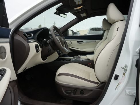Certified 2024 INFINITI QX50 Autograph w/ Accent Package AWD/4WD image 17