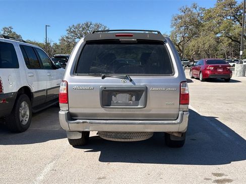 Used 2001 Toyota 4Runner Limited image 9