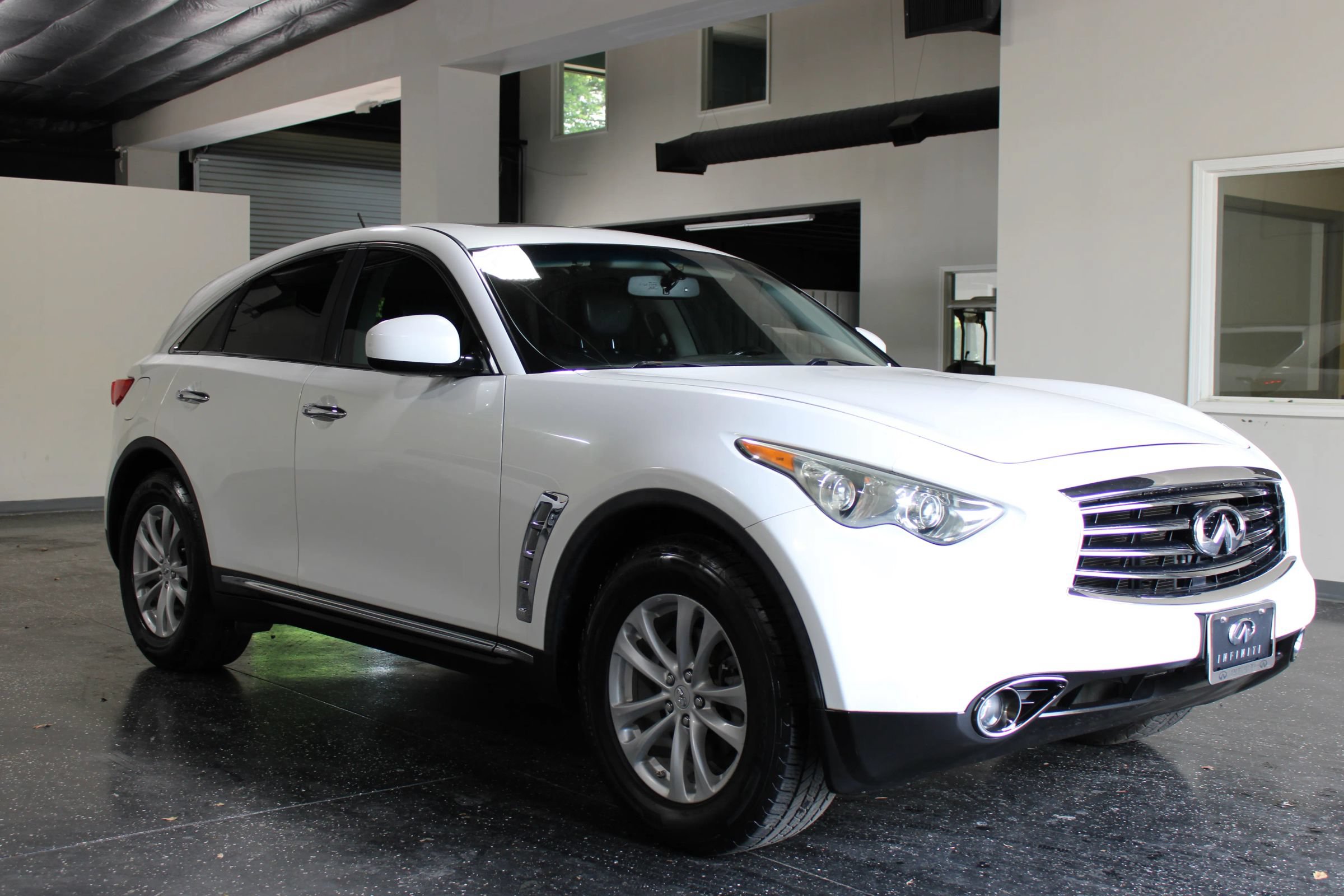 Used 2012 INFINITI FX35 2WD image 34