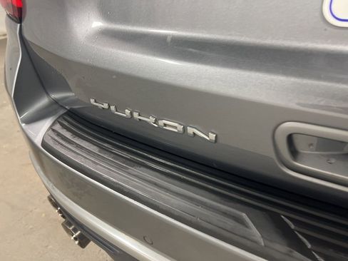 Used 2021 GMC Yukon Denali w/ Denali Premium Package image 46