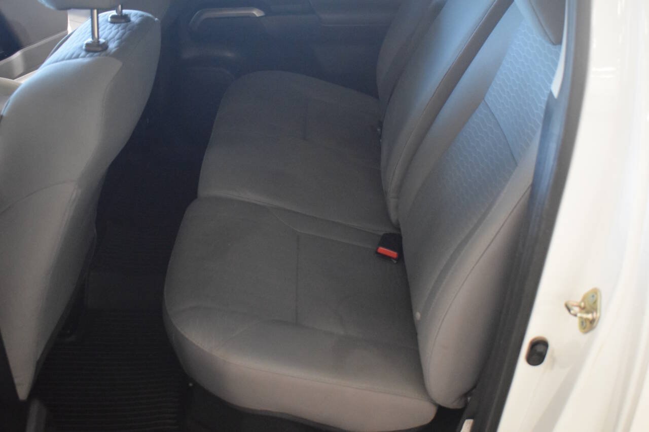Used 2017 Toyota Tacoma SR5 RWD image 66