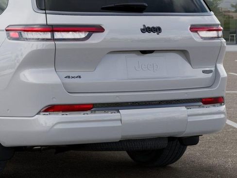 New 2026 Jeep Grand Cherokee L Summit image 13