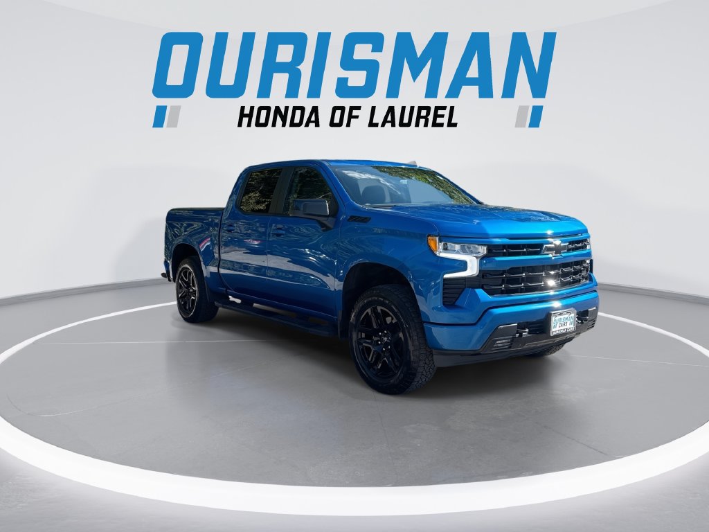 Used 2023 Chevrolet Silverado 1500 RST AWD/4WD image 2