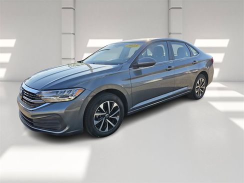 Used 2023 Volkswagen Jetta S image 8