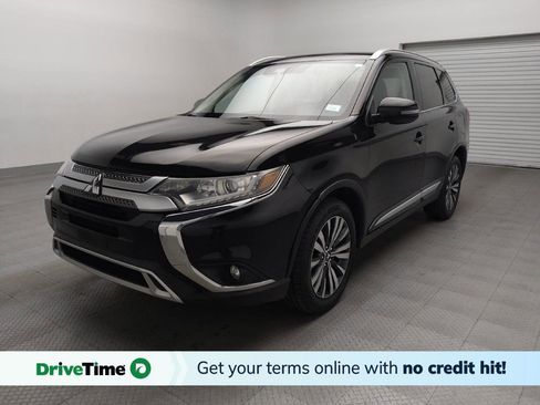 Used 2020 Mitsubishi Outlander SE image 1