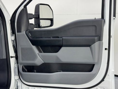 Used 2024 Ford F350 XL w/ Snow Plow Prep Package image 33