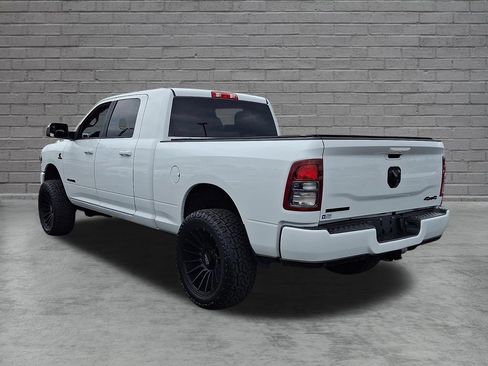 Used 2022 RAM 3500 Big Horn w/ Night Edition AWD/4WD image 8