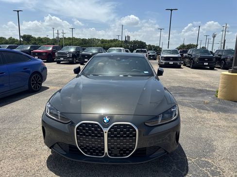 Used 2026 BMW 430i Coupe w/ Premium Package RWD image 2