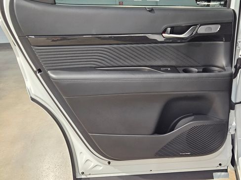 Used 2025 Hyundai Palisade Calligraphy AWD/4WD image 34