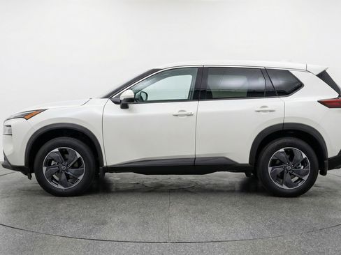 Used 2025 Nissan Rogue SV AWD/4WD image 5