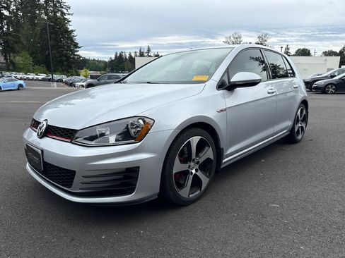 Used 2016 Volkswagen GTI S FWD image 3