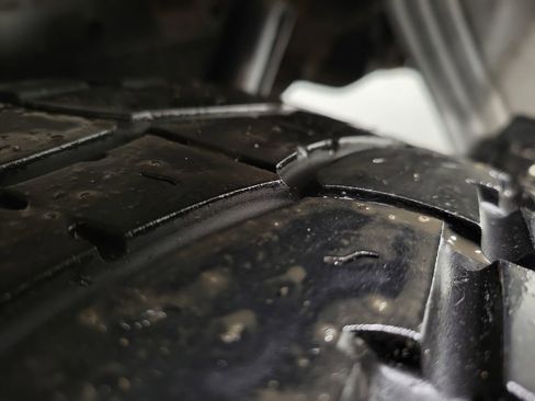 Used 2018 Ford F150 XLT AWD/4WD image 12