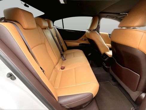 Used 2019 Lexus ES 300h w/ Premium Package FWD image 19
