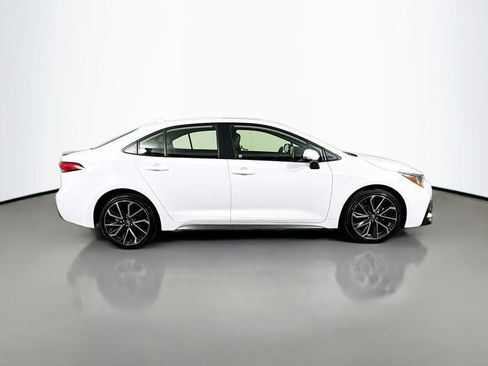 Used 2021 Toyota Corolla XSE FWD image 6
