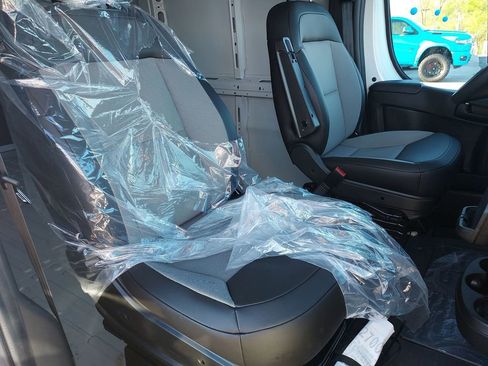 New 2026 RAM ProMaster 2500 w/ Premium Convenience Group image 27