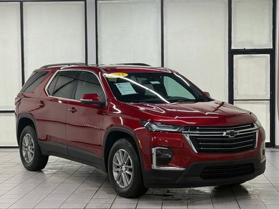 Used 2023 Chevrolet Traverse LT