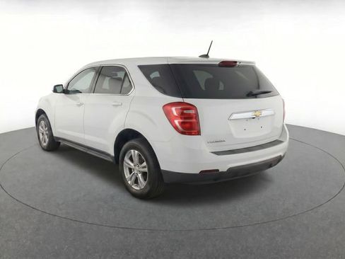 Used 2017 Chevrolet Equinox LS FWD image 7