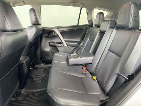 Used 2018 Toyota RAV4 Limited w/ Advanced Technology Package image 13