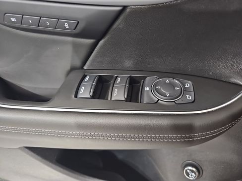 Used 2025 Buick Envision Avenir AWD/4WD image 30