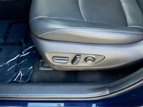 Used 2024 Toyota RAV4 Limited image 16