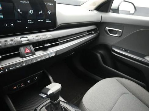 Used 2025 Kia K4 FWD image 28