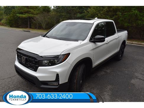 New 2026 Honda Ridgeline Black Edition image 4