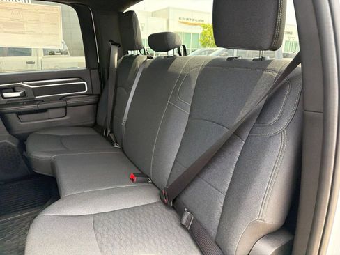 New 2026 RAM 3500 Big Horn AWD/4WD image 18