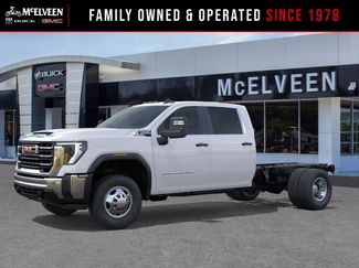 New 2026 GMC Sierra 3500 Pro w/ Convenience Package RWD video 2