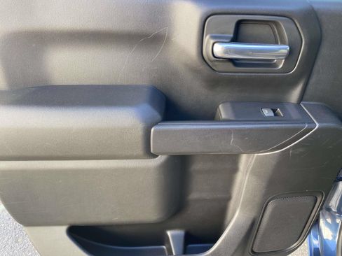 Used 2019 Chevrolet Silverado 1500 LT w/ All-Star Edition AWD/4WD image 14
