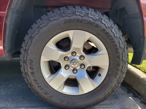 Used 2019 RAM 1500 Big Horn image 7