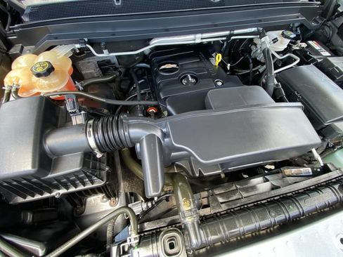 Used 2022 Chevrolet Colorado W/T w/ WT Convenience Package RWD image 27