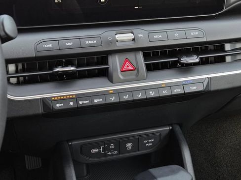 New 2026 Kia K4 FWD image 18