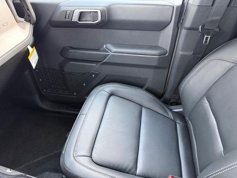 New 2026 Ford Bronco Outer Banks image 15