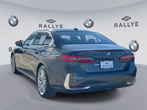 Certified 2025 BMW 530i xDrive image 4