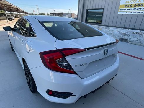 Used 2019 Honda Civic Sport image 10