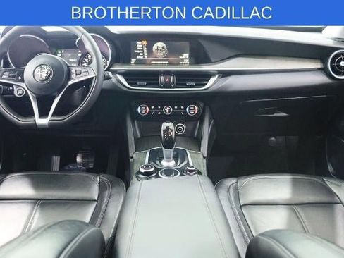 Used 2018 Alfa Romeo Stelvio Ti w/ Convenience Package image 28
