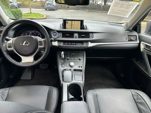 Used 2012 Lexus CT 200h Premium w/ Leather Pkg image 15