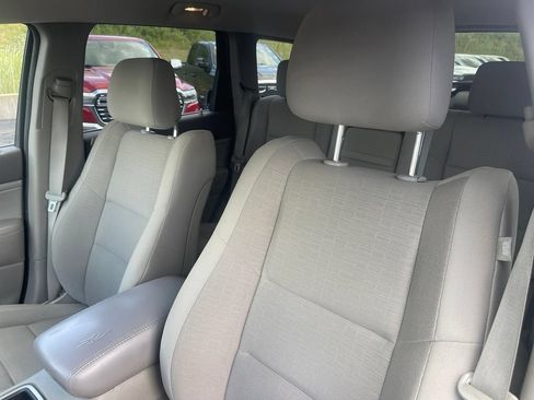 Used 2012 Jeep Grand Cherokee Laredo w/ Laredo E Group AWD/4WD image 13
