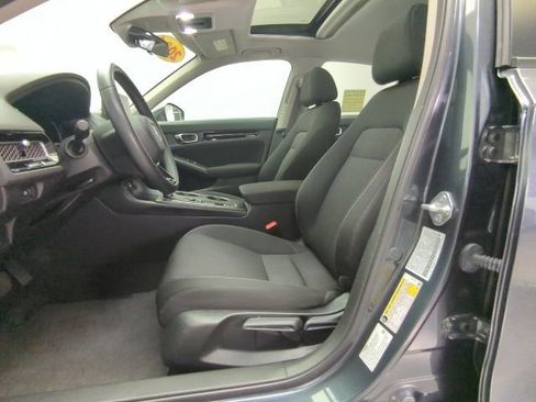 Used 2024 Honda Civic EX image 12