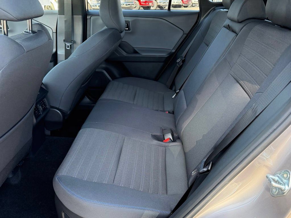Used 2026 Toyota RAV4 SE FWD image 28